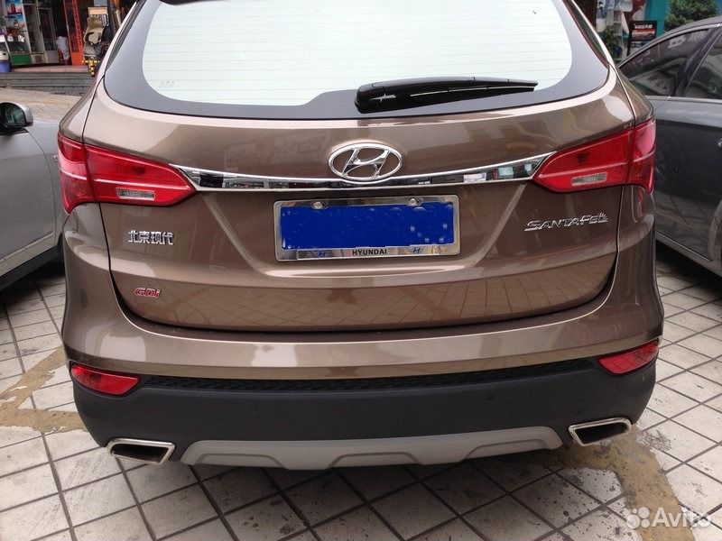 Молдинг на багажник (верхний) Hyundai Santa Fe