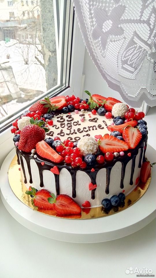 Торт из шоколада и ягод купить на Зозу.ру - фотография № 2