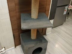 Домик для кошки с двумя платформами
