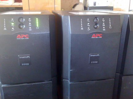 APC Smart-UPS 2200, 3000 VA