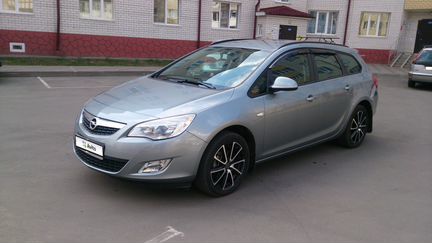 Opel Astra 1.6 МТ, 2013, универсал