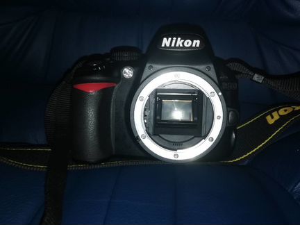 Nikon D3100 body