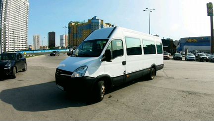 Iveco Daily 3.0 МТ, 2010, микроавтобус
