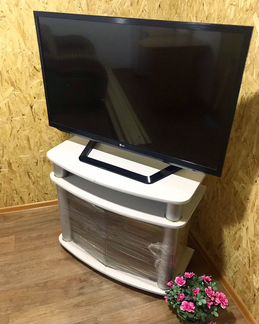 Телевизор LG 42lm620S