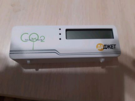 Mini CO2 monitor