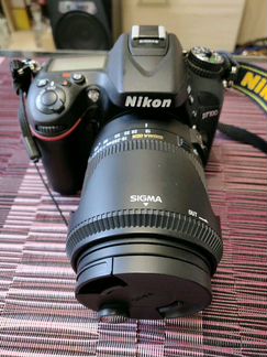 Зеркальный фотоаппарат Nikon D7100 Body (черный)