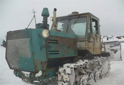 Т150 трактор гусеничный