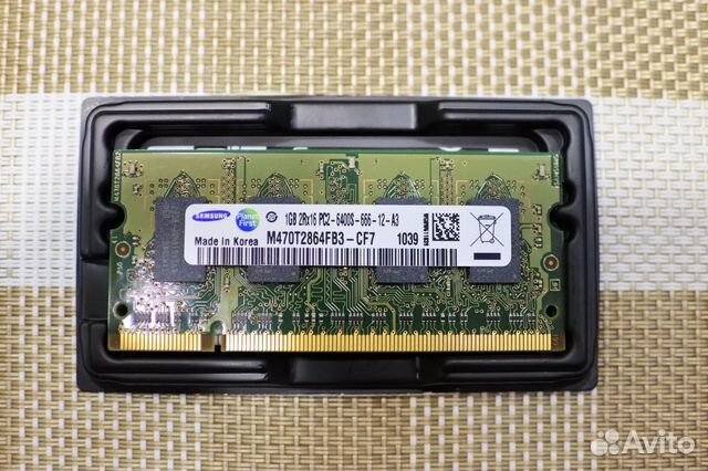 Оперативная память M470T2864FB3-CF7 1GB