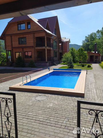 

10-к. и более коттедж, 380 м²
