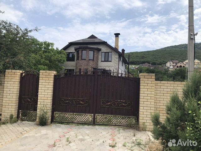 

4-к. дом, 210 м²