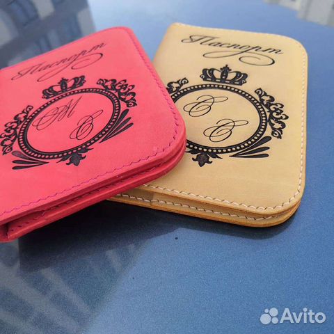 Докхолдер- обложка с гравировкой