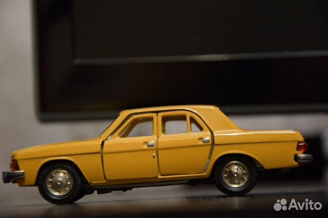 Газ 3102 охра, такси