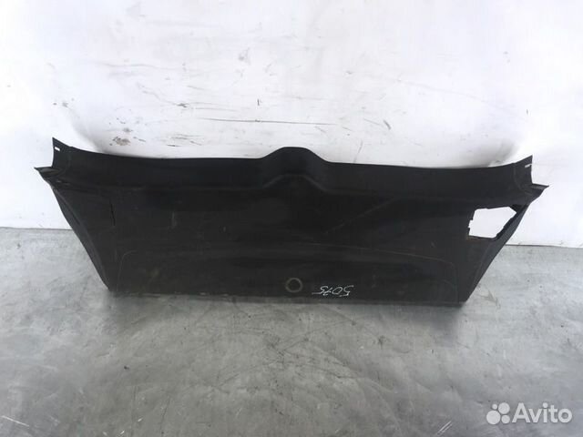 Накладка замка багажника Mitsubishi Outlander Xl