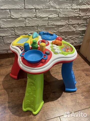 Развивающий стол chicco