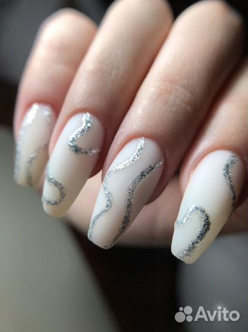 Маникюр и педикюр