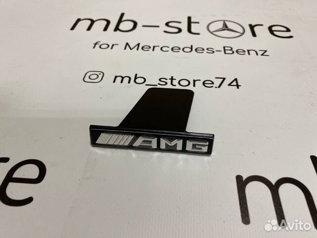 Шильдик Amg в решетку радиатора Mercedes