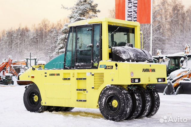 Пневмошинный каток ammann AP 240