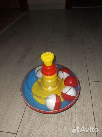 Юла, каталка и ещё много отличных игрушек