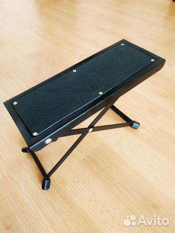 Подставка под ногу гитариста