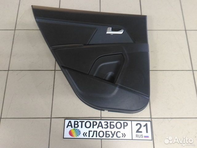 Обшивка двери задняя левая Kia Sportage 3