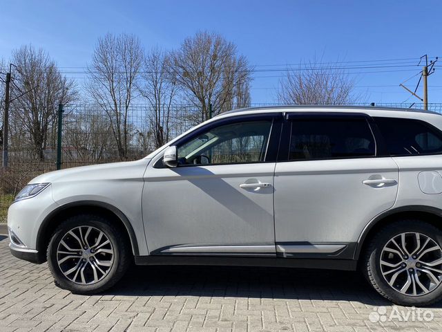 Mitsubishi Outlander 2.0 CVT, 2015, 133 333 км