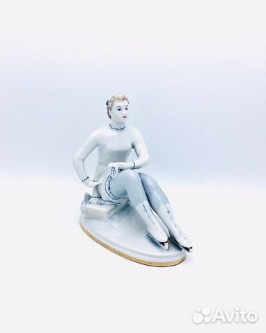 Статуэтка «Конькобежка» лфз