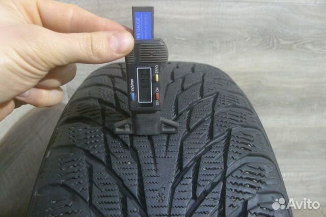 Nokian Tyres Hakkapeliitta R2 235/55 R17 103R