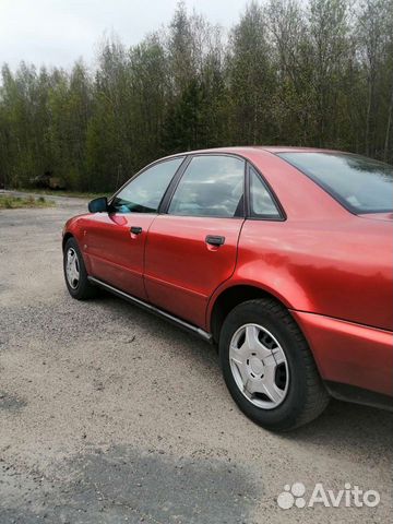 Audi A4 1.6 МТ, 1995, 225 700 км