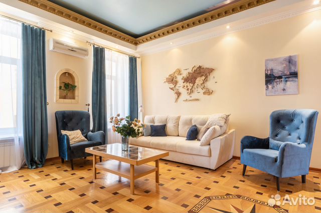 

5-к. квартира, 140 м², 4/6 эт.