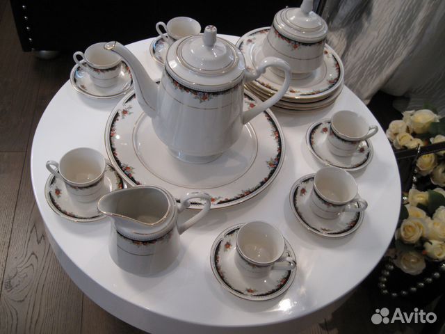 Изящный кофейный сервиз 22 предмета, 6 персон