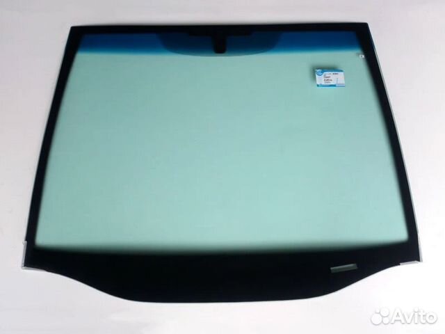 Лобовое стекло Subaru Traviq Субару Травик 2005гв