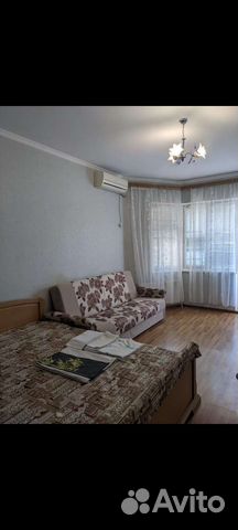 

1-к. квартира, 42 м², 1/9 эт.