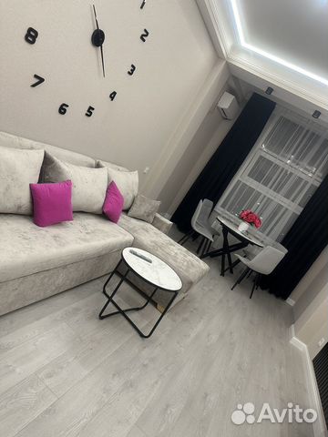 

1-к. квартира, 50 м², 3/12 эт.