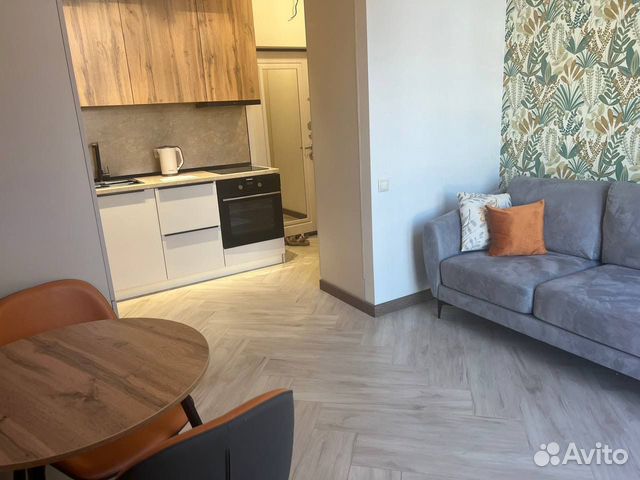 

1-к. квартира, 38 м², 1/3 эт.