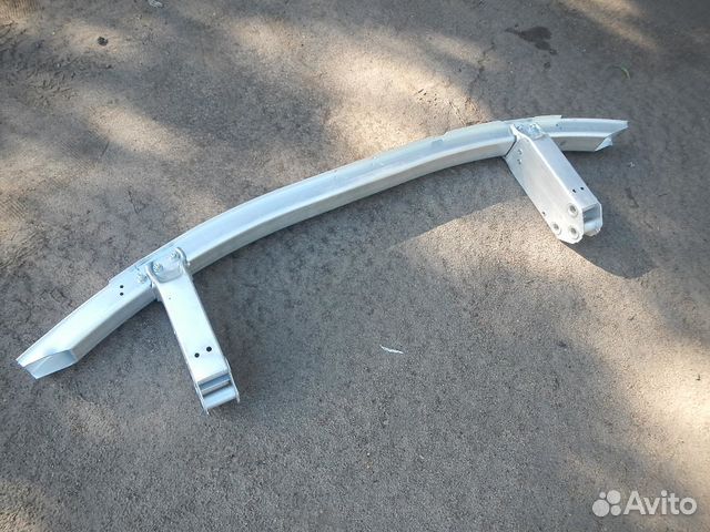 Bmw 5 F10 усилитель переднего бампера Bmw 5 F10 усилитель переднего бампера
