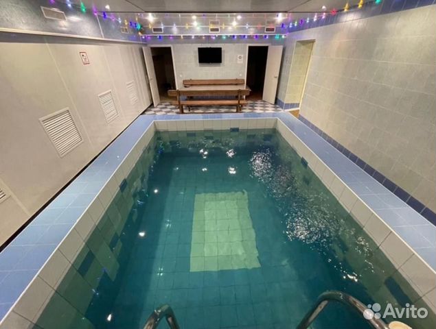 

10-к. и более коттедж, 600 м²