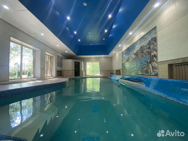 

7-к. коттедж, 900 м²