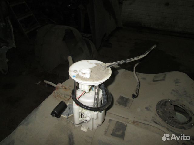 Тойота камри 50 2.5 бак топливный бензонасос