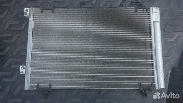 Дренажная труба кондиционера peugeot 3008. Радиатор пежо 3008. 6455fk. Пежо 308 150 л. Радиатор.