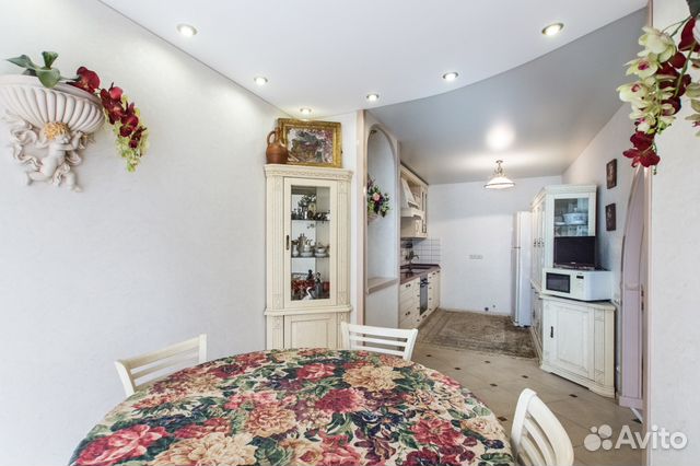 2-к квартира, 70 м², 3/16 эт.