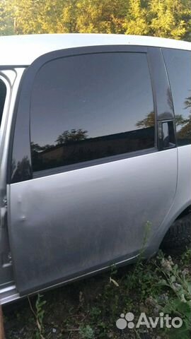 Дверь задняя левая Skoda Roomster