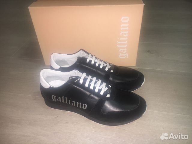Кроссовки Galliano новые, нат кожа, размер 42,5 Кроссовки Galliano новые, нат кожа, размер 42,5