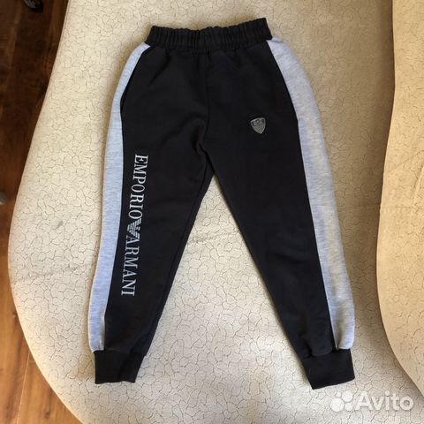 Спортивный костюм Спортивный костюм