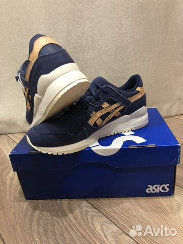 Кроссовки Кроссовки