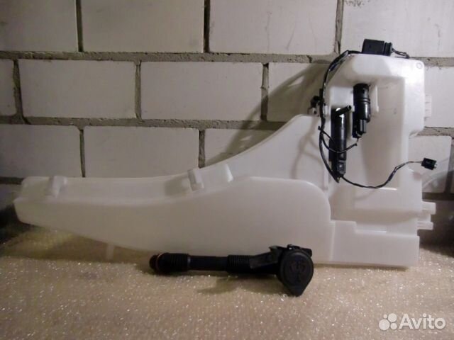 Бачок омывателя бмв BMW E71 X5 X6 с насосами Бачок омывателя бмв BMW E71 X5 X6 с насосами