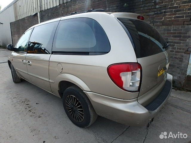 В разборе chrysler voyager Grand Voyager 4 2002