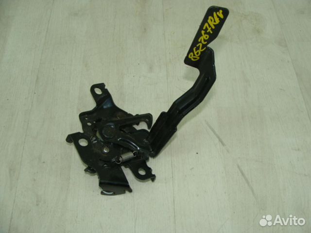 Замок капота Toyota RAV4 Замок капота Toyota RAV4