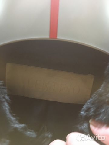 Шубка из каракульчи valentino Шубка из каракульчи valentino