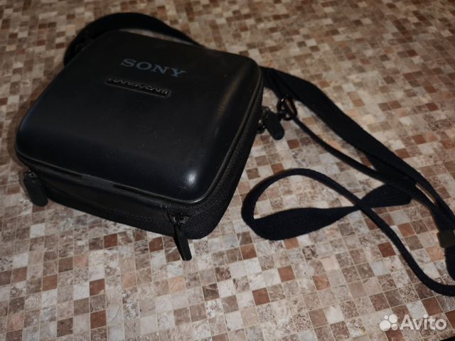 Видеокамера Sony DVD 203E