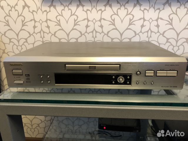 DVD плейер Onkyo DV-S555